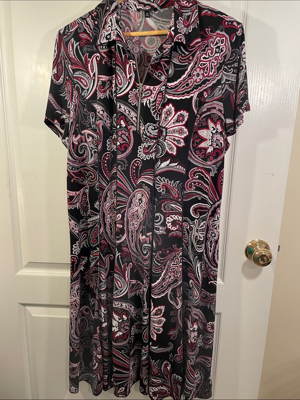 Sami & Jo Plus Black, Gray & Pink Paisley Dress